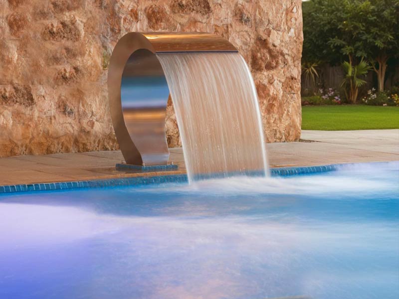 Instalación de cascadas y decoración para piscinas - Piscinator Instalación de cascadas y decoración para piscinas