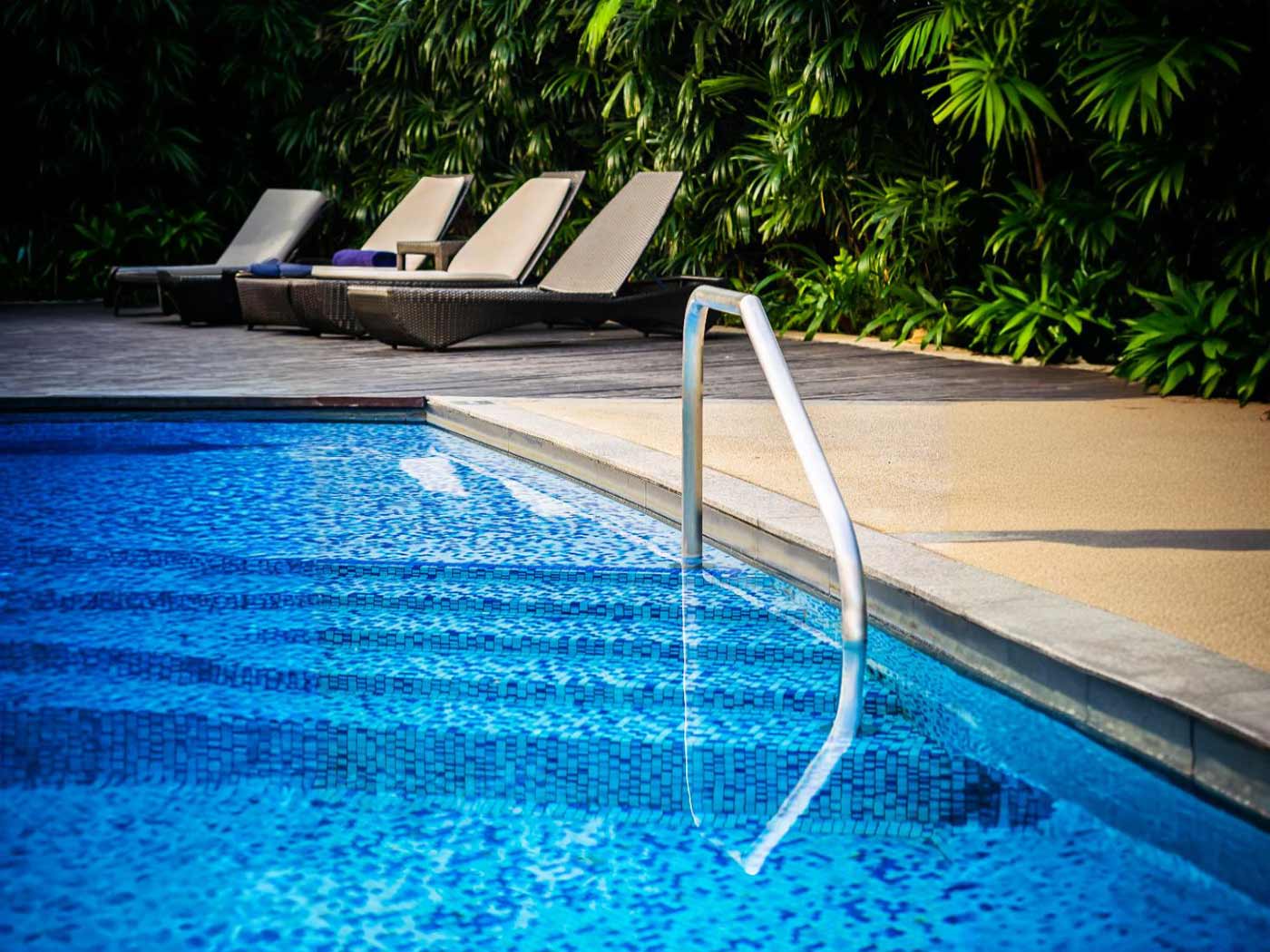 Presupuesto online para la construcción de escaleras de obra para piscinas - Piscinator Presupuesto online para la construcción de escaleras de obra para piscinas