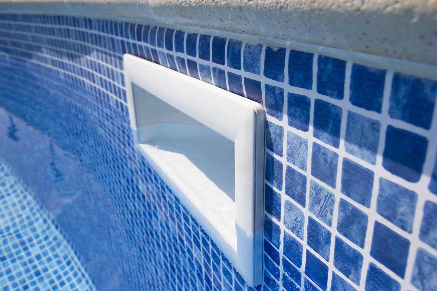 Presupuesto online para instalar o sustituir skimmers de piscinas - Piscinator Presupuesto online para instalar o sustituir skimmers de piscinas