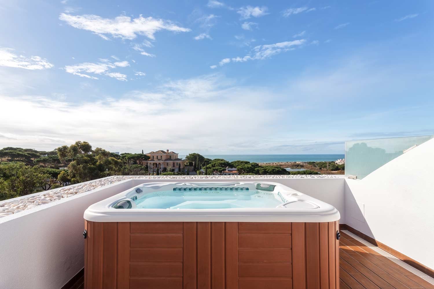 Presupuesto online para la construcción o instalación de mini piscinas y jacuzzis -Piscinator Presupuesto online para la construcción o instalación de mini piscinas y jacuzzis